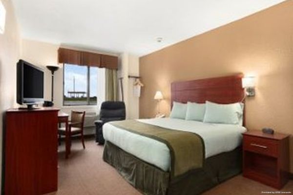 Heartland Inn Dubuque West